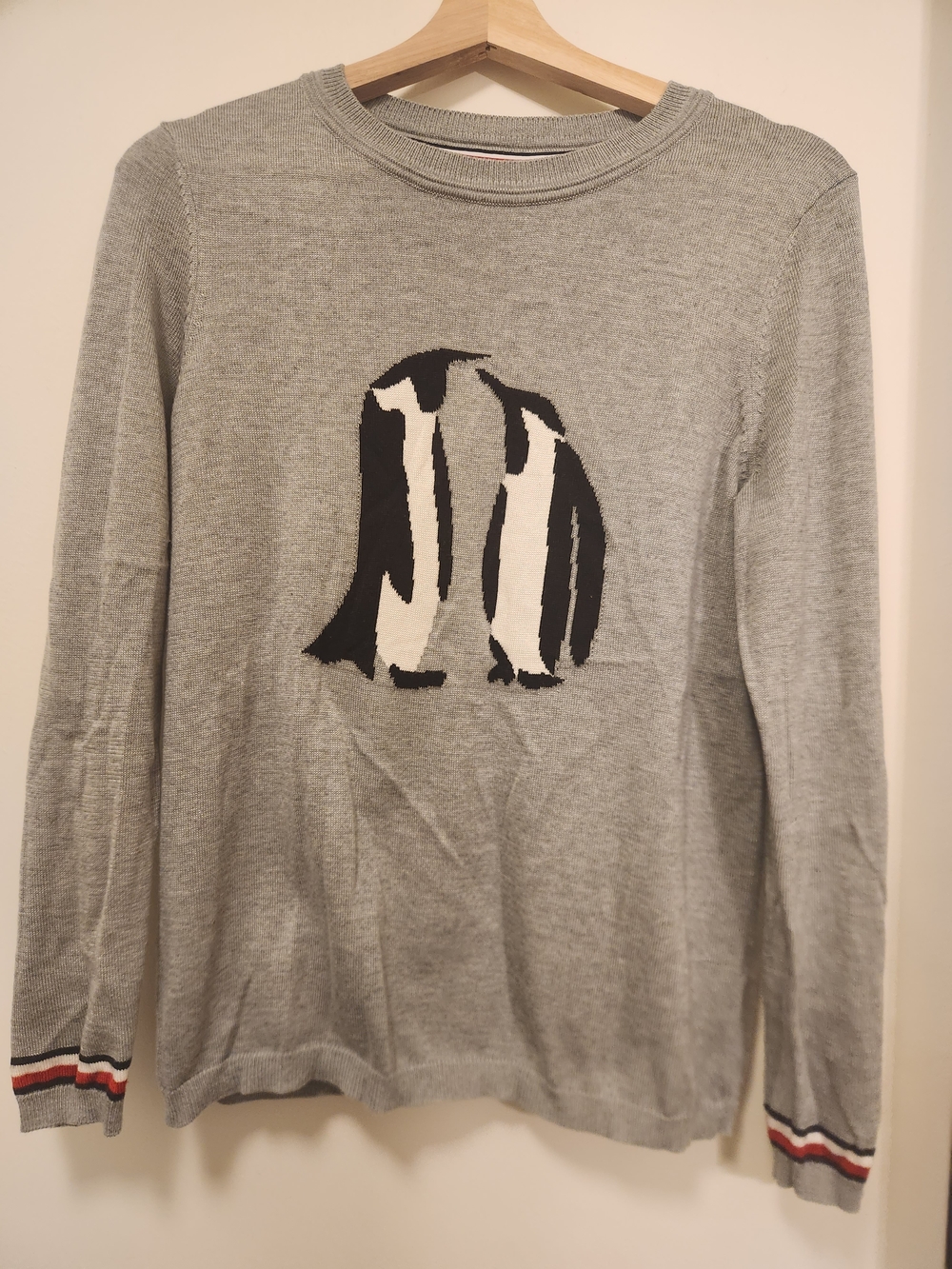 Tommy Hilfiger Gray Crewneck Sweater with Penguin Graphic
